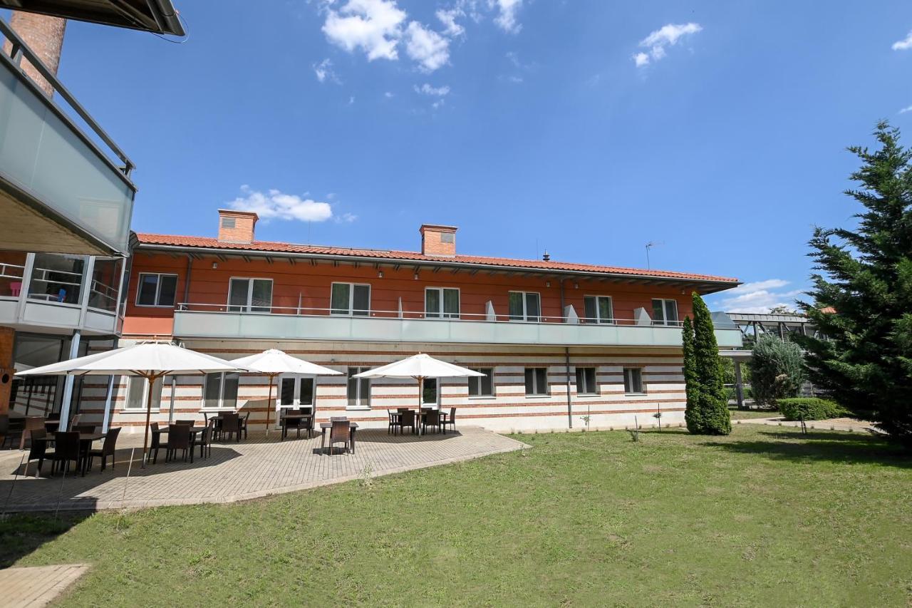 Kelep Hotel